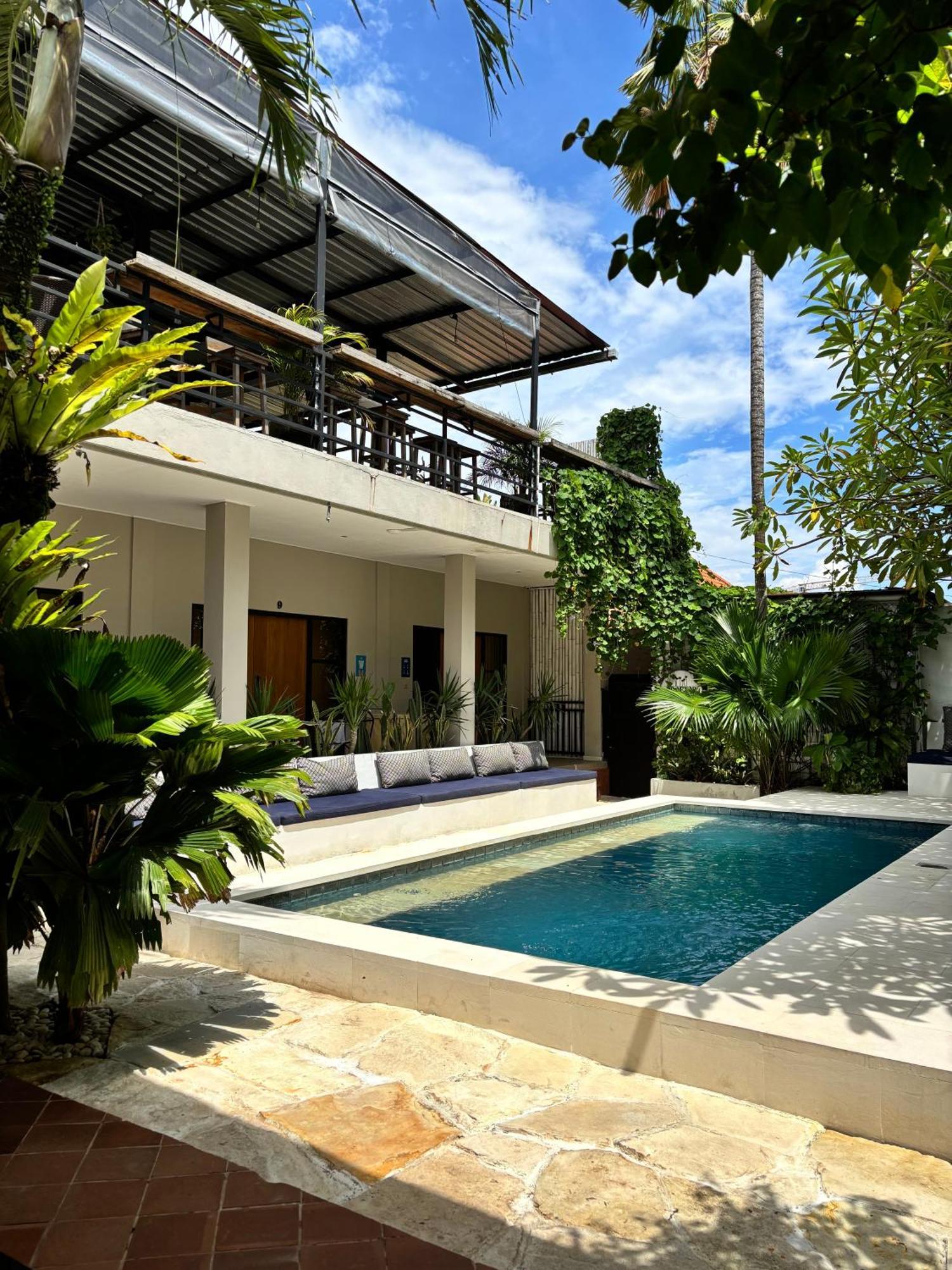 Lay Day Hostel Canggu Exterior photo